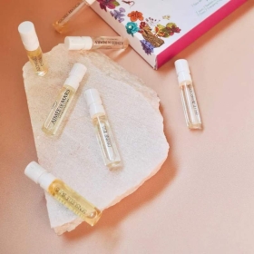 Coffret Déesse Parfums Aimée De Mars [product.brand] 3 - mesfleursdebach.com 